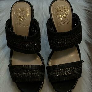 Black/natural (gold) Vince Camuto Wedge size 7.5